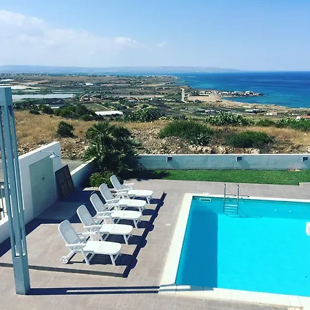 Couette-café Torrefano 4*