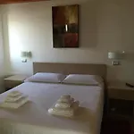 Oda ve Kahvaltı Torrefano